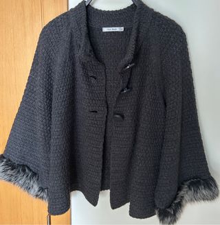 Cárdigan T.42 estilo capa con pelo Easy Wear
