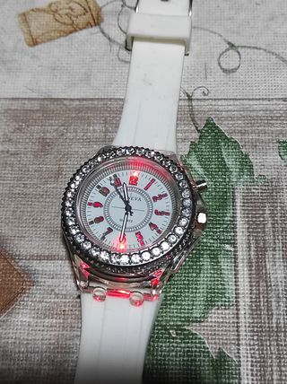 Reloj Geneva con luces, Blanco