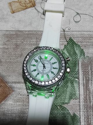 Reloj Geneva con luces, Blanco