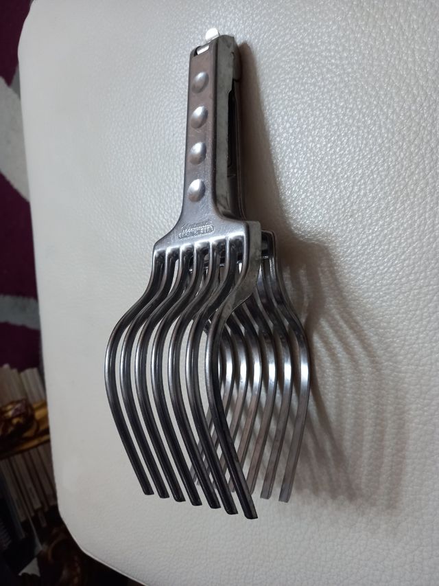 Utensilio auxiliar trinchar
Tranchetta Westmark