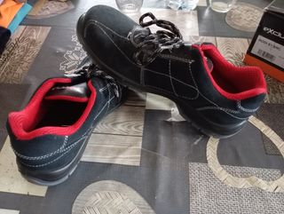 Scarpe antinfortunistiche