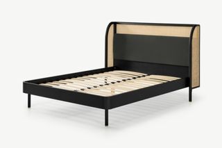 Cama king size ratán natural y madera. Nueva