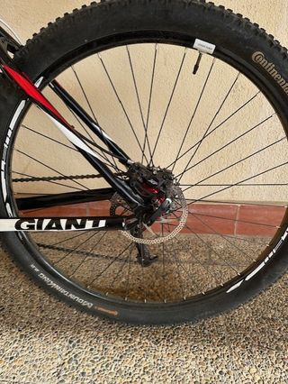 Bicicleta MTB Giant Talon 29