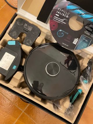 Robot aspirador fregasuelos CONGA CECOTEC