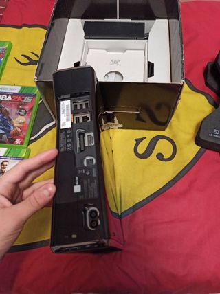 Xbox 360 + 3 mandos + 8 juegos