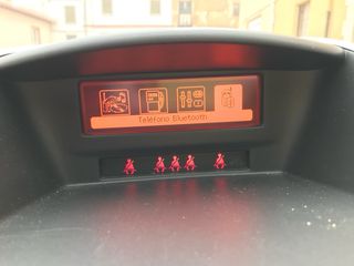 Peugeot 207 2012