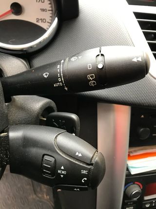 Peugeot 207 2012
