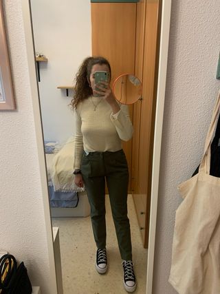 Pantalones chino verde caqui