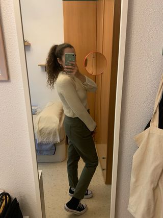 Pantalones chino verde caqui