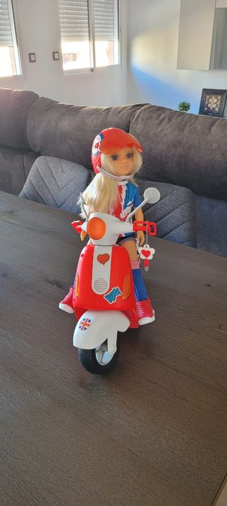 Nancy un día en Londres moto