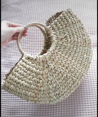 Bolso mimbre Zara