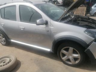 Despiece DACIA SANDERO 1.5 DCI 88cv año 2012