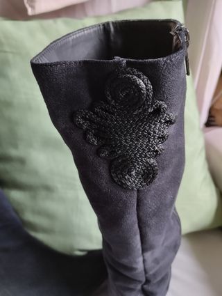 Botas altas mujer, de ante.