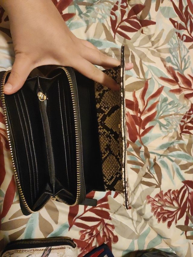 Cartera parfois