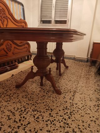 Mesa de madera extensible