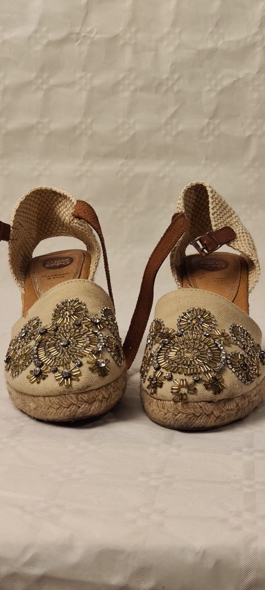 Alpargatas en marrón