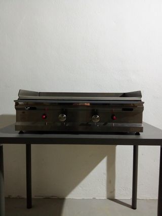 Plancha de Acero a Gas 70cm. OFERTA
