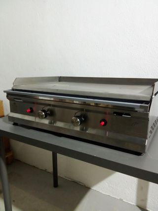 Plancha de Acero a Gas 70cm. OFERTA