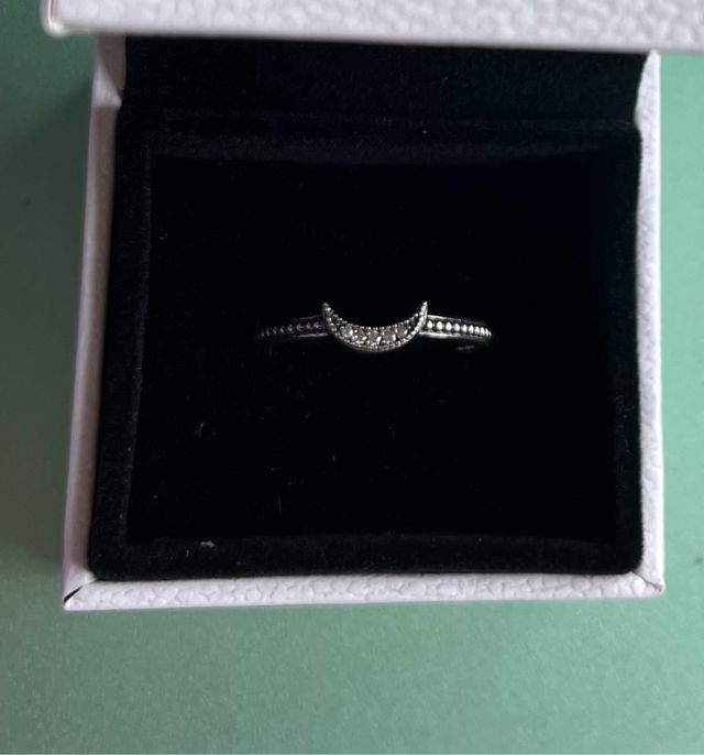 Anillo Pandora de Esferas Luna Creciente