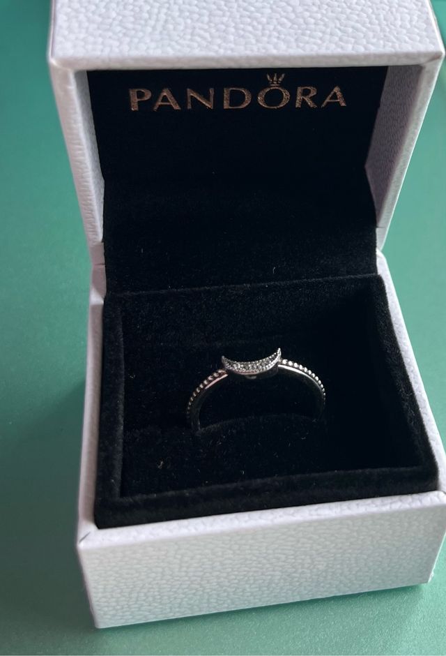 Anillo Pandora de Esferas Luna Creciente