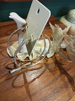 Pendientes aro dorado y circonitas nuevos