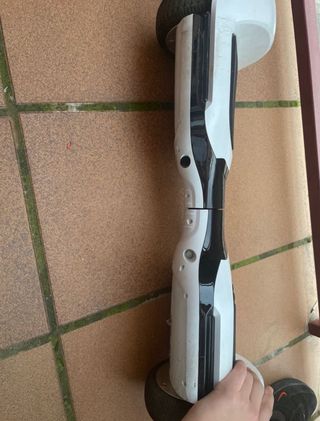 Hoverboard sk8 go plus con altavoz Bluetooth