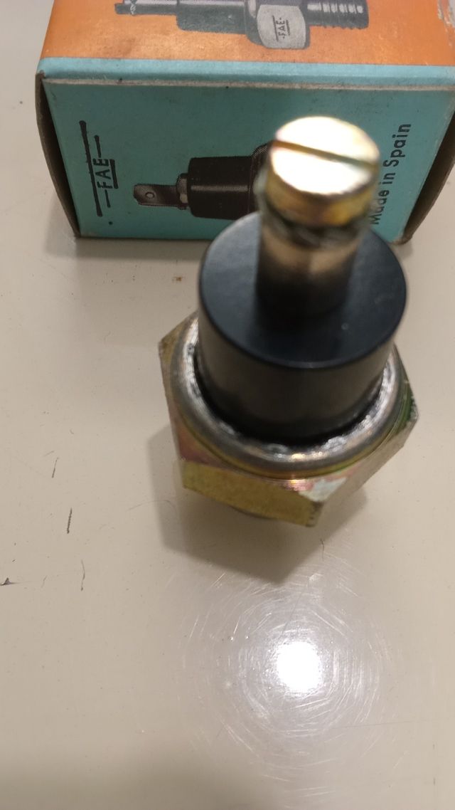 Manocontactos sensor presion aceite fae