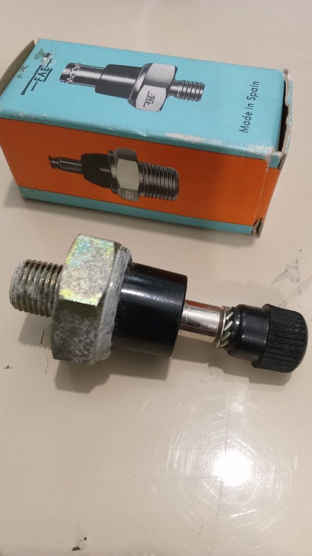 Manocontactos sensor presion aceite fae