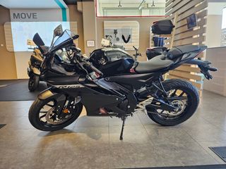 Yamaha YZF R125