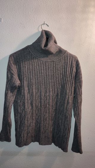 Jersey cuello alto gris mujer