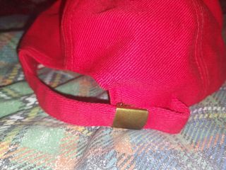 Cappellino con visiera rosso Murom official team