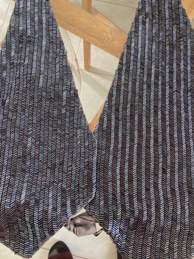 Caractere gilet in paillettes