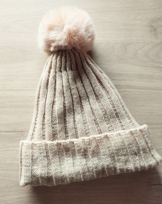 Gorro beige con forro