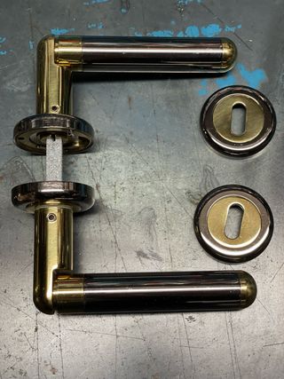 manigle porta
