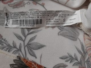 Blusa Stradivarius flores