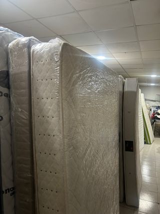 **LIQUIDACION CAMAS SEMINUEVAS **🚚🚚