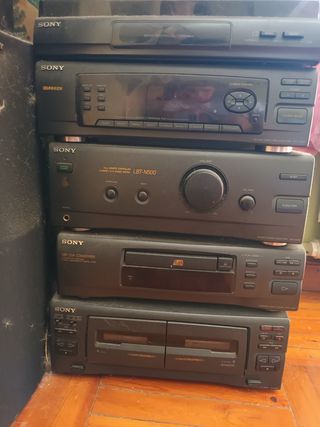 Equipo de música Sony vintage