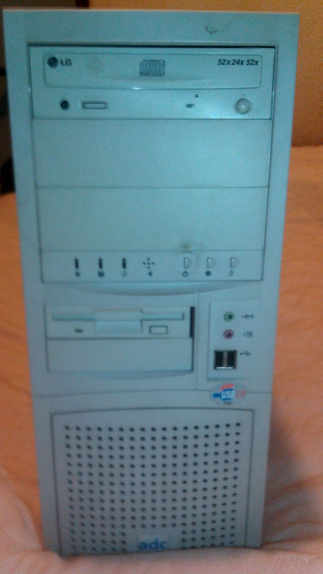 torre pc dj con hercules 5.1