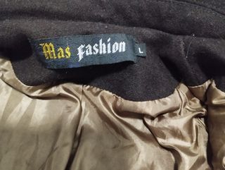 Abrigo de paño marrón