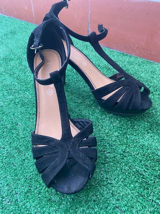 Zapatos de tacón negros N*38