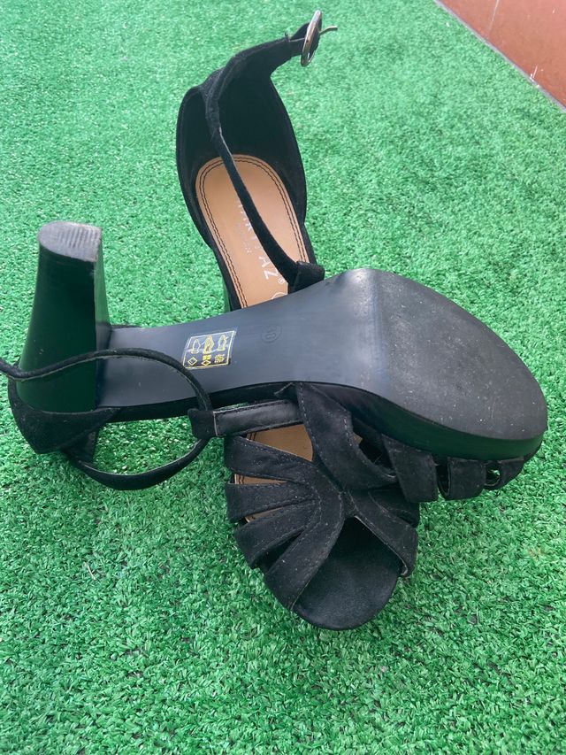 Zapatos de tacón negros N*38