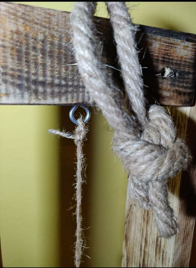 Porta candela in legno