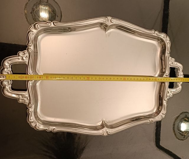 Bandeja plateada