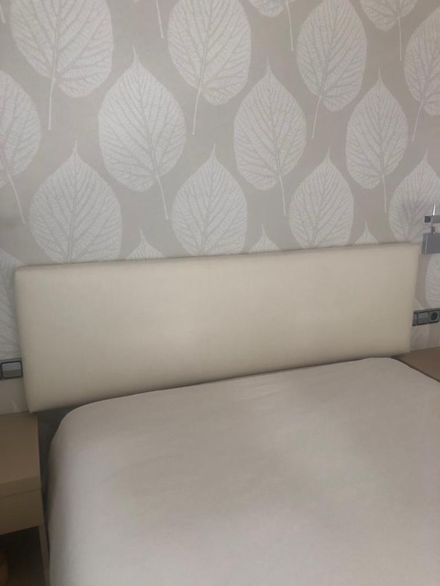 cabecero blanco polipiel