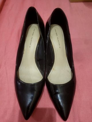 Tacones Zara negros charol 39