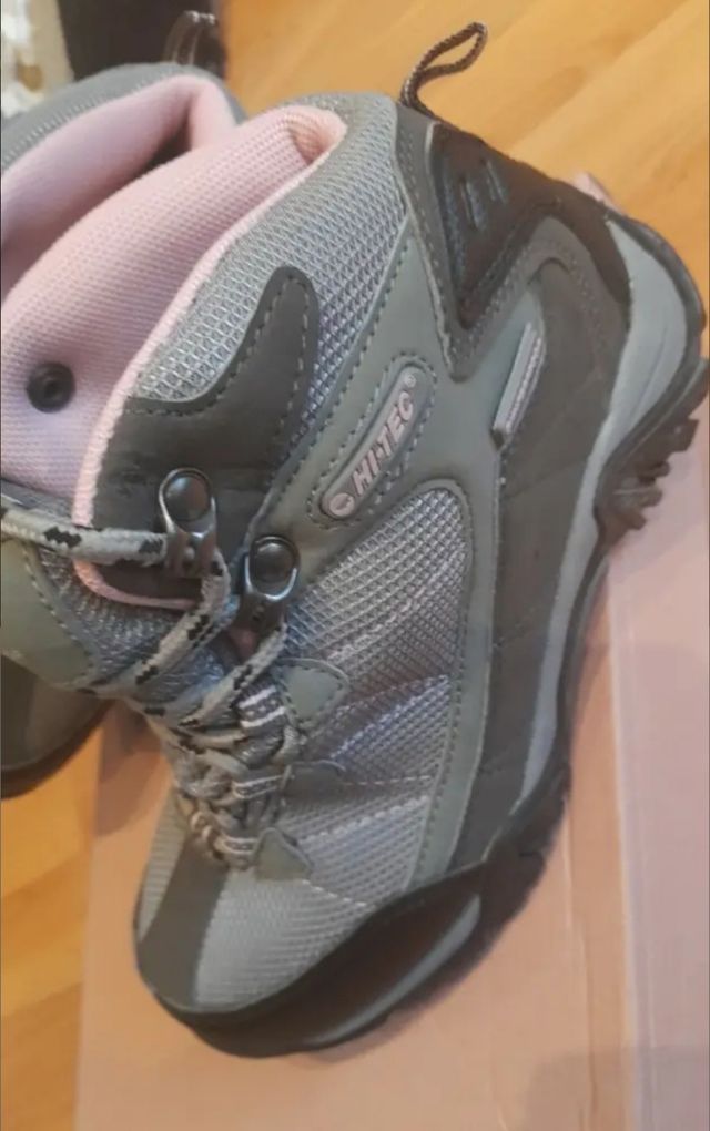 BOTAS NIÑA ORIGINALES HI TEC SENDERISMO