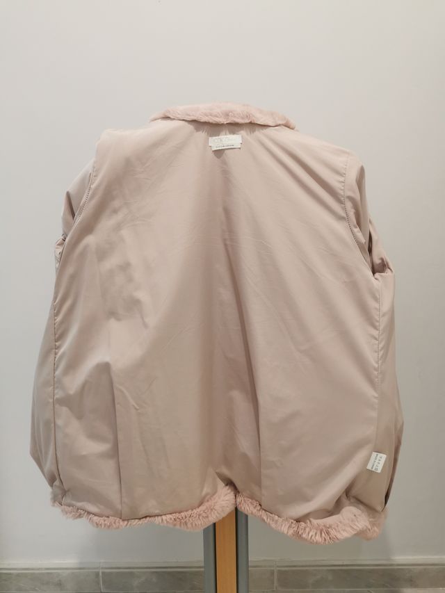 Casaco de senhora c/capuz em pelo sintético