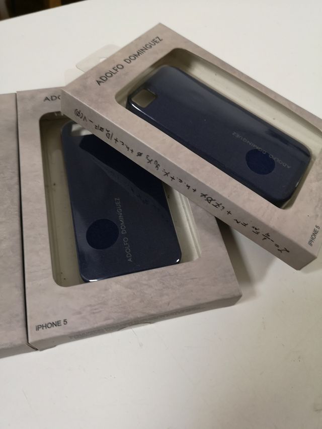 3 nuovissime cover per iPhone 5 di Adolfo Dominguez