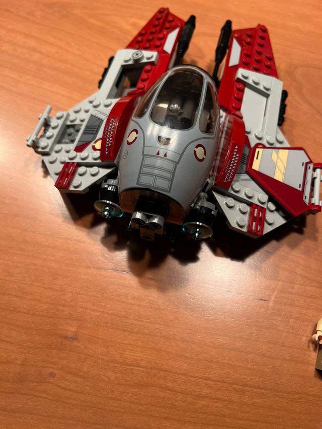 LEGO Star Wars Obi-Wan's Jedi Interceptor 75135