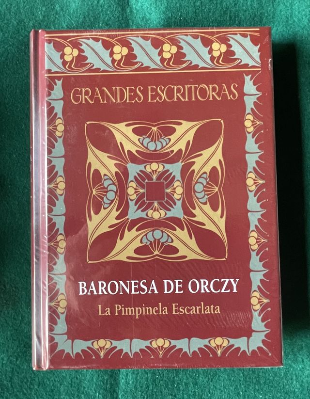 GRANDES ESCRITORAS